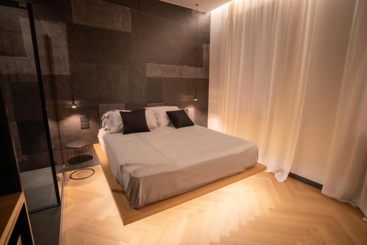 S1 Luxury Suites And Rooms Триест Экстерьер фото