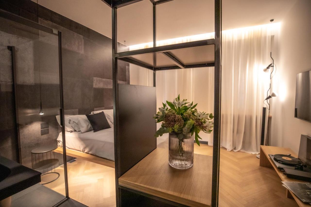 S1 Luxury Suites And Rooms Триест Экстерьер фото